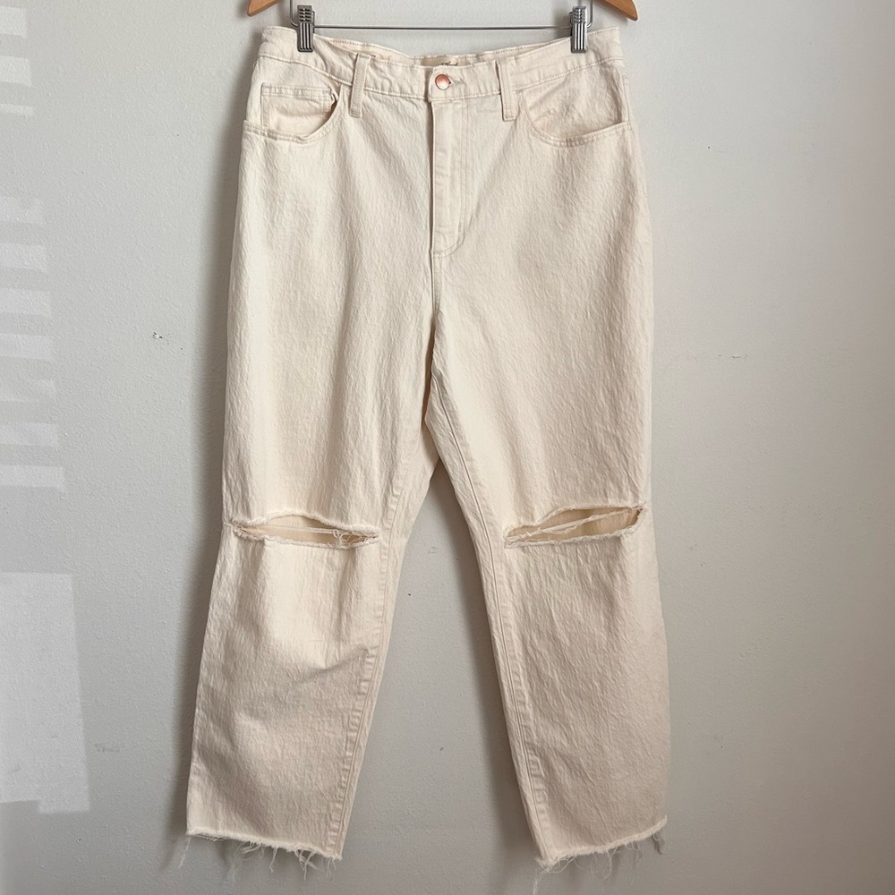 Universal Thread 14/32R Women Cream Ripped Distress Raw Hem VTG Straight Jeans
